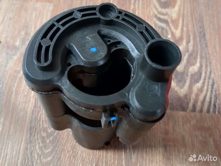 Топливный фильтр kia Sorento 319113E700