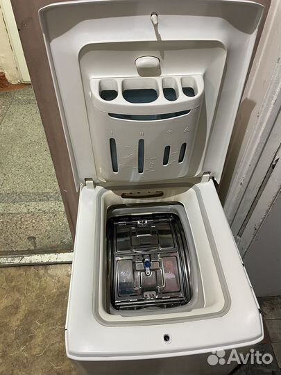 Стиральная машина с вертикальной загрузкой