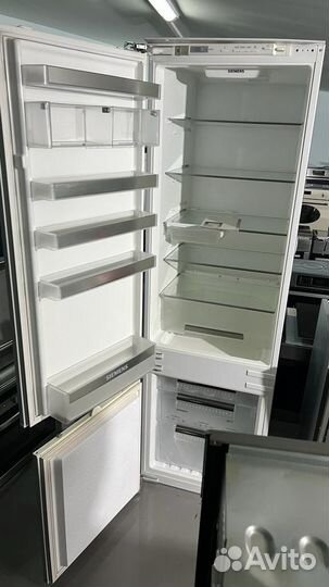 Холодильник Siemens встраевыемый Германия