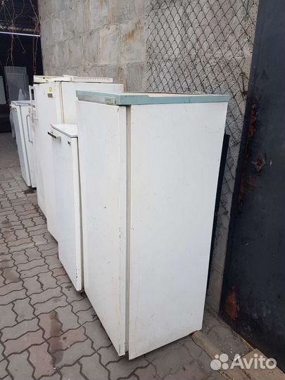 Холодильник Рабочий на гарантии