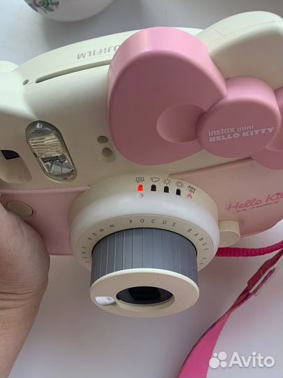 Фотоаппарат instax mini hello kitty