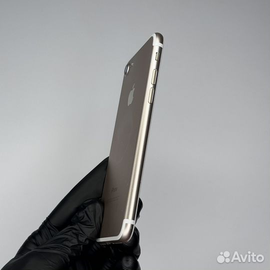 iPhone 7, 128 ГБ