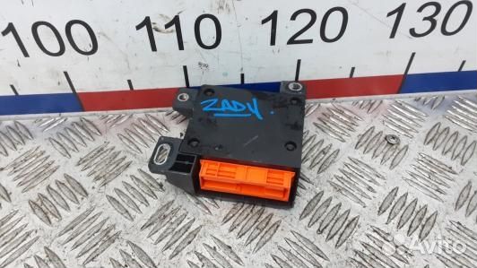 Блок управления airbag dacia duster 1 (ZAD04OQ01)