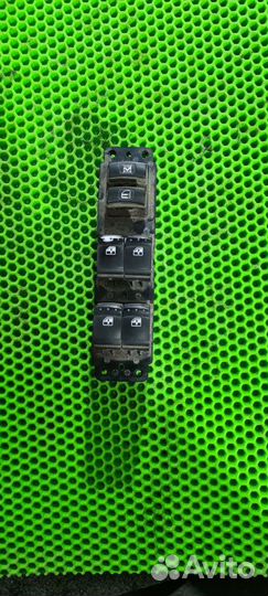 Блок управления стеклоподъемниками SSangYong Kuron