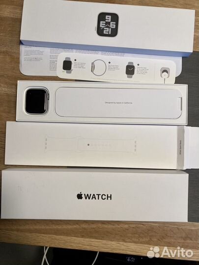 Apple watch SE (2 поколение)