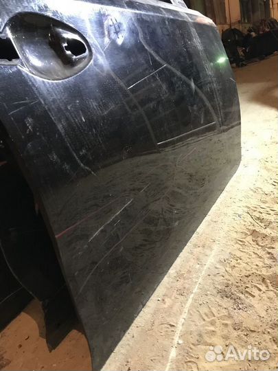 Дверь передняя правая Toyota Auris