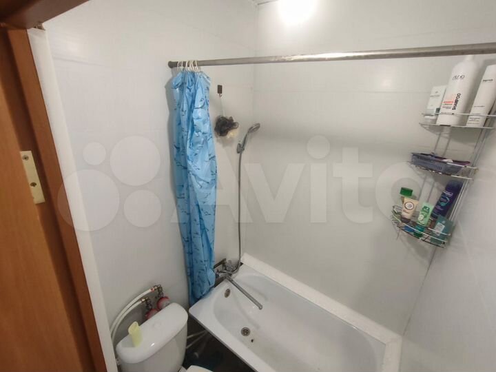 Комната 17 м² в 4-к., 1/9 эт.