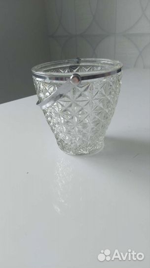 Фигурка,лебедь, вазочка, пепельница