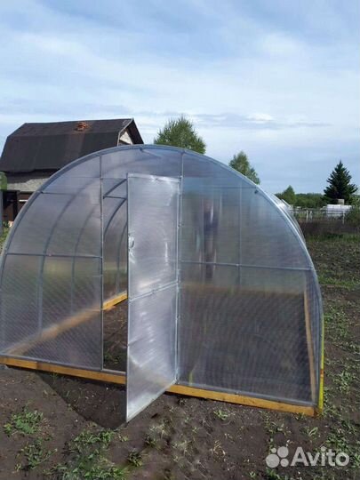 Теплица из поликарбоната