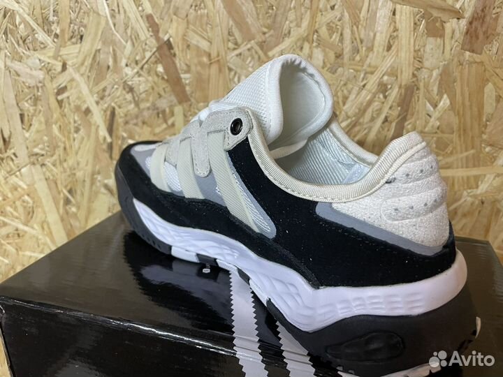 Кроссовки adidas niteball