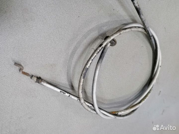 Трос открывания капота Volvo 343 1984-1991