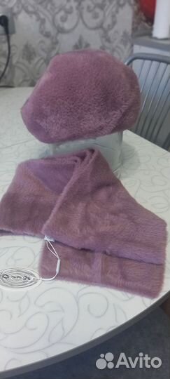 Берет с шарфом, новый