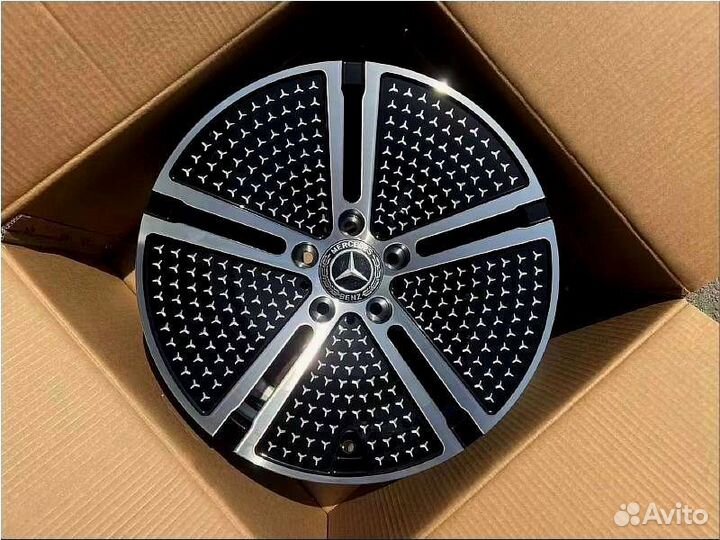 Кованые диски Mercedes R22