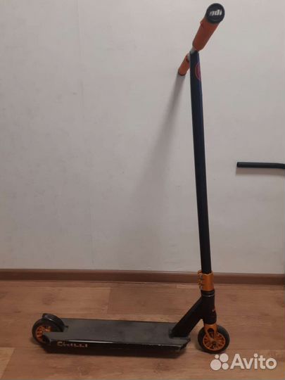 Трюковой самокат Chilli