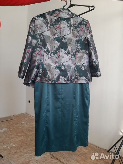 Платье с пиджаком р. 48-50