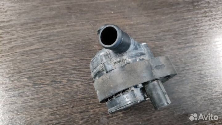 Дополнительная водяная помпа Mercedes Gl 320 Cdi