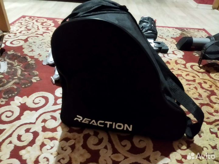 Роликовые коньки Reaction