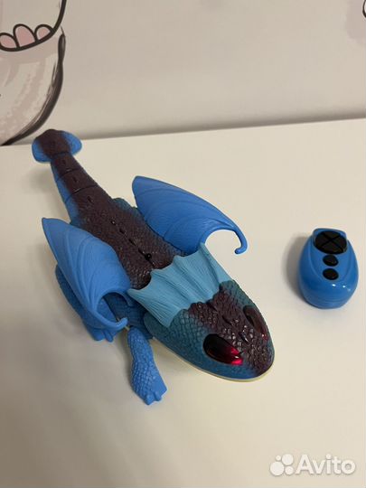 Дракон на пульте управления