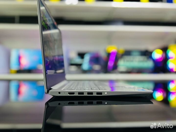 Шустрый Lenovo/IPS/Intel/DDR4-8/SSD-128Gb