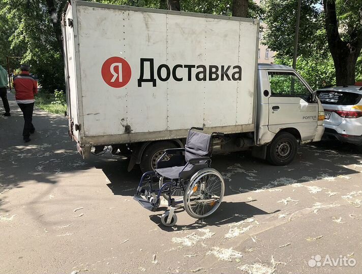 Инвалидная коляска в аренду