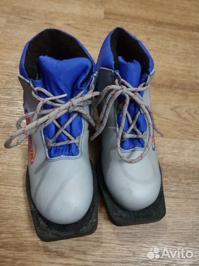 Лыжные ботинки 35 размер