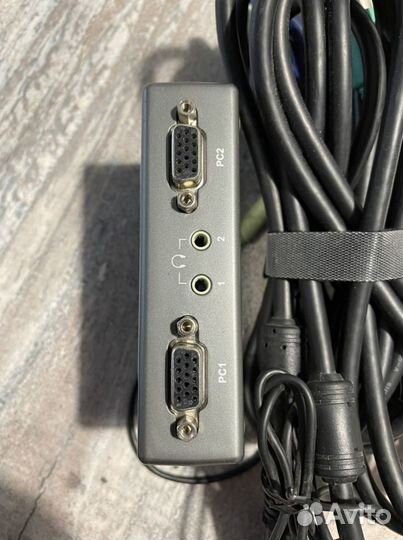 KVM switch d-link kvm-121