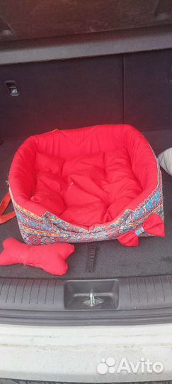 Домик-лежанка для собаки