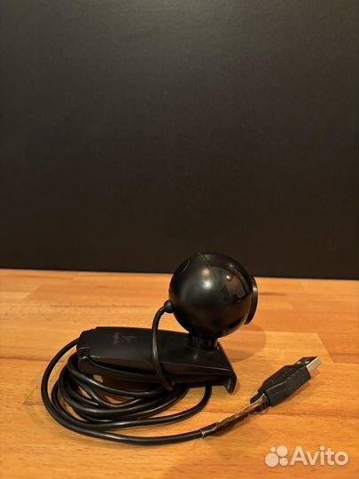 Веб-камера Logitech V-UBQ42