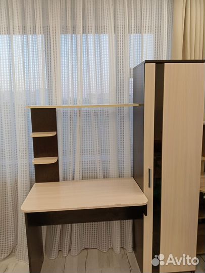 Компьютерный стол со шкафом