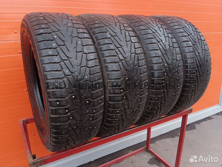 Nokian Tyres Hakkapeliitta 7 285/60 R18 116T