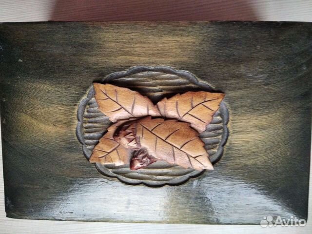 Шкатулка из дерева