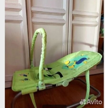 Продам шезлонг-качалку