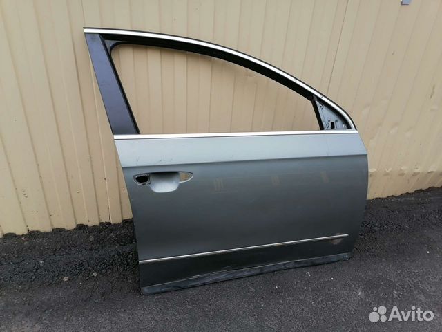 Дверь правая передняя VW Passat B6