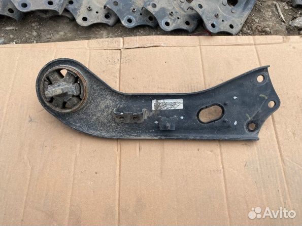 Рычаг задний продольный Kia Sportage 4 QL