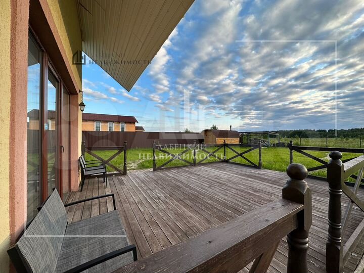 Дом 140 м² на участке 10 сот.