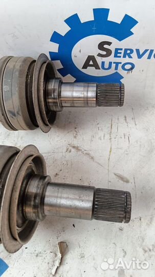 Mercedes W205 14- Привод задний правый 0737