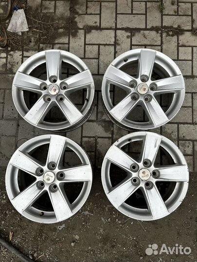 Диски оригинальные Mitsubishi R16