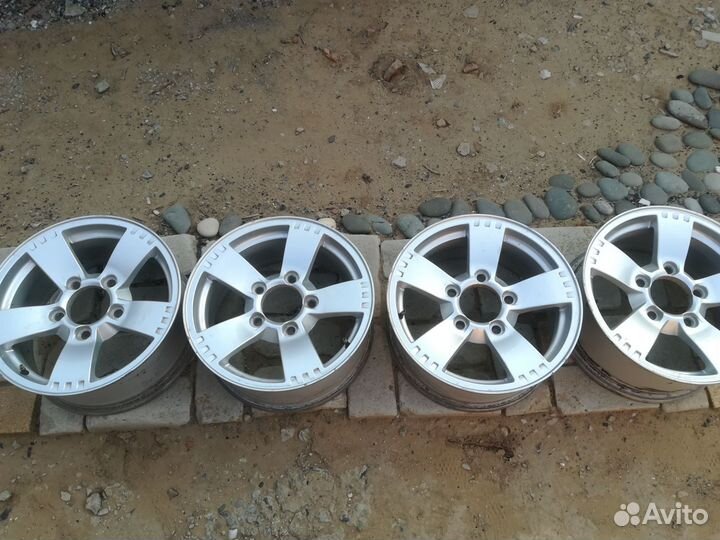 Диски на ниву r16