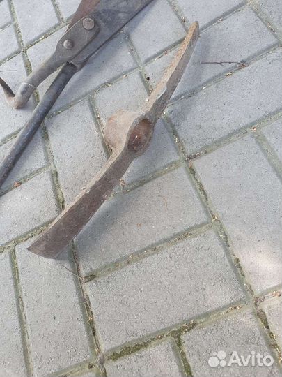 Кирка и ножницы по металлу СССР