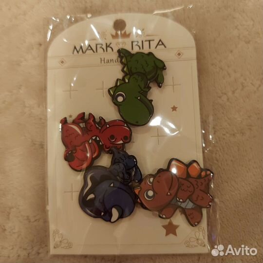 Набор брошей Mark Rita