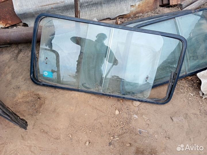 Town Ace Стекла