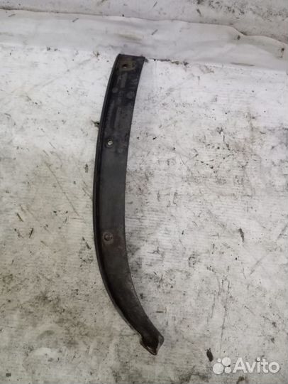 Накладка подкрылка Nissan Note E11