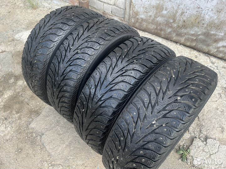Yokohama IceGuard Stud IG65 195/65 R15 95T
