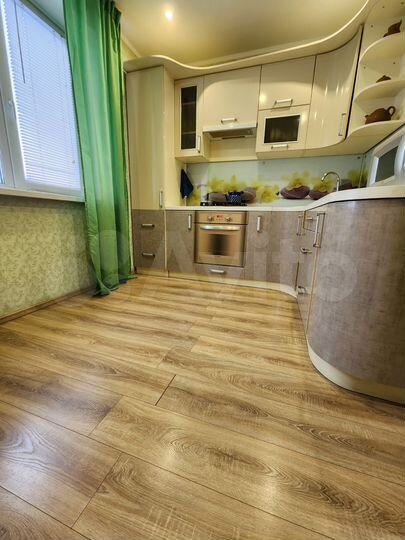 1-к. квартира, 42 м², 8/10 эт.