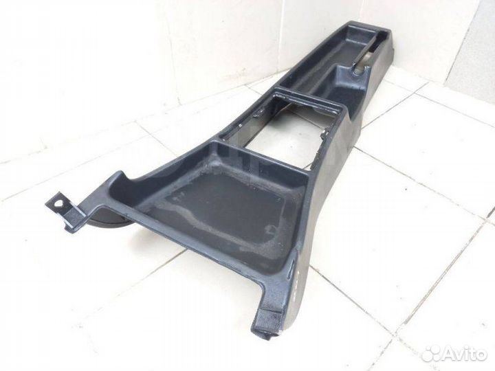 Центральная консоль Mercedes 190 W201