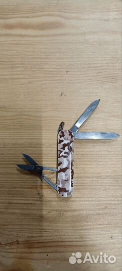 Швейцарский нож-брелок Victorinox Desert Camo