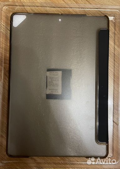 Чехол на iPad 2019-2020 черный