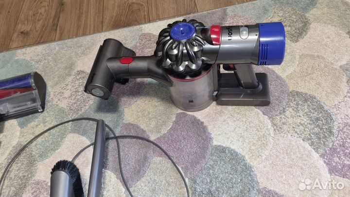 Пылесос dyson SV11