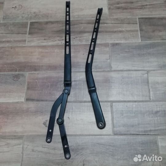 Поводок стеклоочистителя Mercedes-Benz W203