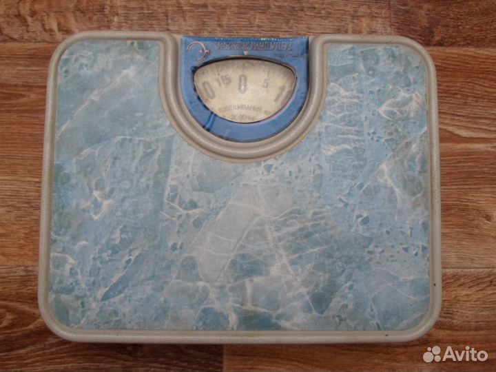 Весы напольные механические бытовые